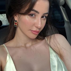 Sarah | Call girls in Dubai| Dubai call girl service|